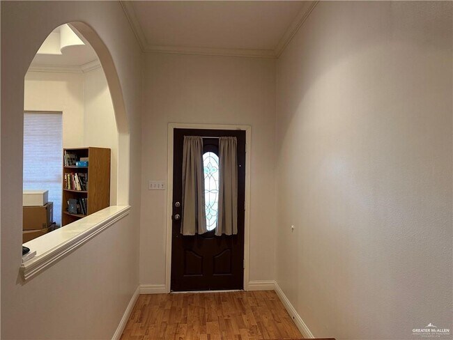 19 Hidden Forest Dr in Edinburg, TX - Building Photo - Building Photo