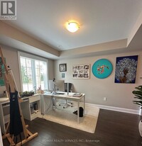 214-214 Ellen Davidson Dr in Oakville, ON - Building Photo - Building Photo