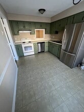 917 Shelby Dr in Greensboro, NC - Building Photo - Building Photo