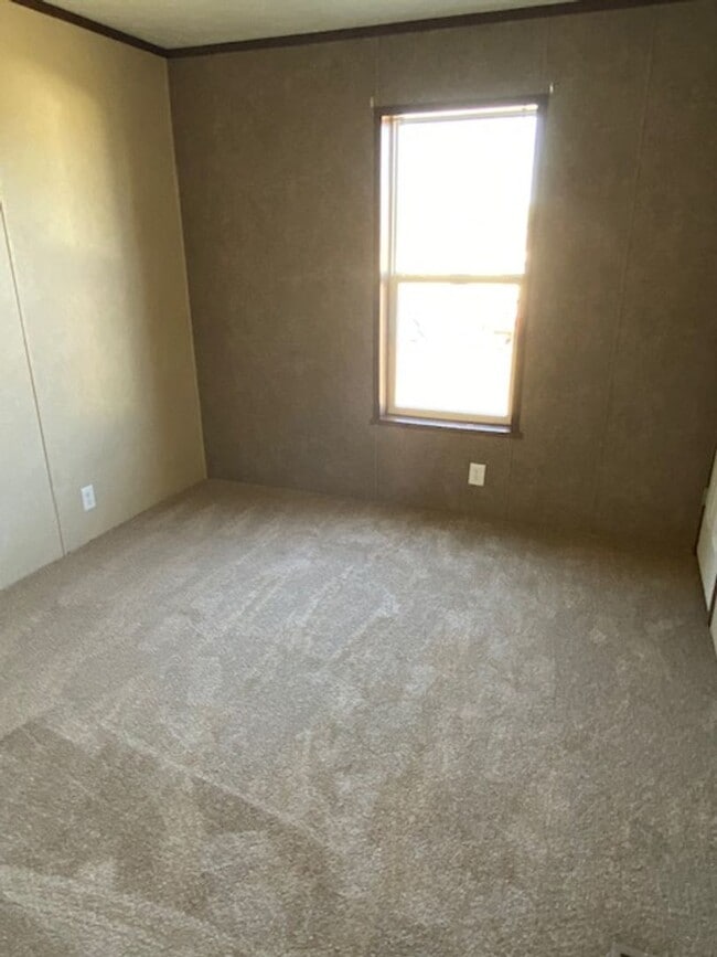 864 Alb Dr in Dickinson, ND - Building Photo - Building Photo