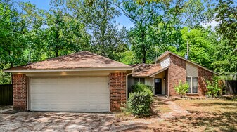 17415 Steeve Ct in Crosby, TX - Building Photo