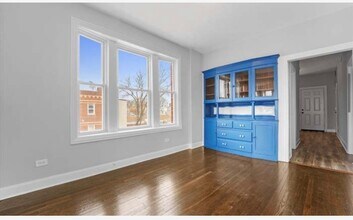 957 N Central Park Ave in Chicago, IL - Building Photo - Building Photo