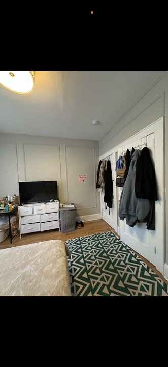 326 Cedar Ave in Highland Park, NJ - Building Photo