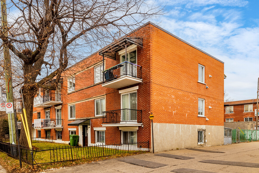 6985 8E Av in Montréal, QC - Building Photo