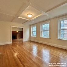 10 Dwight St, Unit 2 in Brookline, MA - Building Photo - Building Photo
