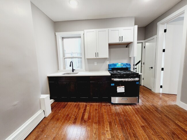 949 W Side Ave, Unit 4