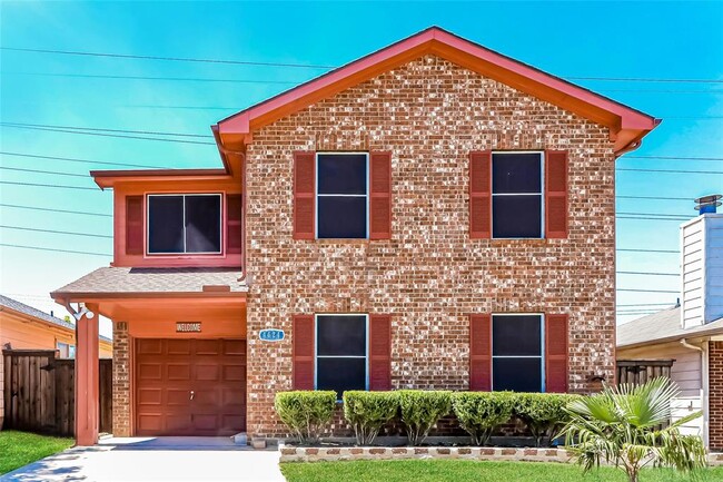 4624 Mar Vista Trail in Dallas, TX - Building Photo - Building Photo
