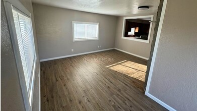 73225 Delphi St in Pendleton, OR - Building Photo - Building Photo