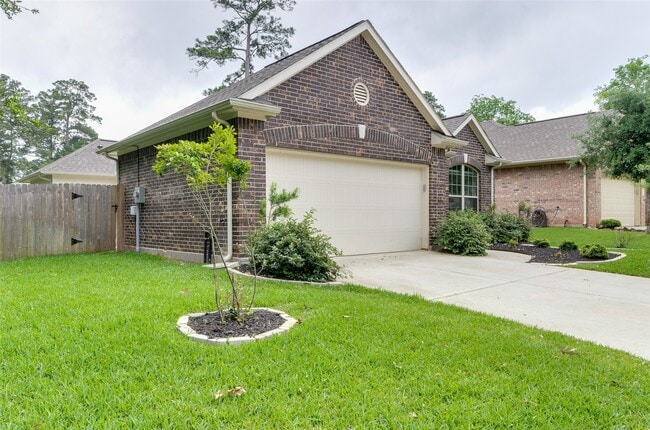 11817 Mockingbird Ln in Montgomery, TX - Building Photo - Building Photo