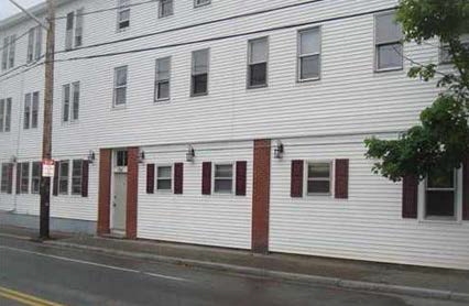 195-201 Main St in Warren, RI - Foto de edificio - Building Photo