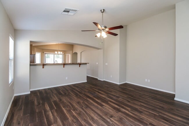 32647 N Cherry Creek Rd in San Tan Valley, AZ - Building Photo - Building Photo