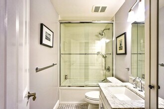 4 Charlesgate E in Boston, MA - Building Photo - Building Photo