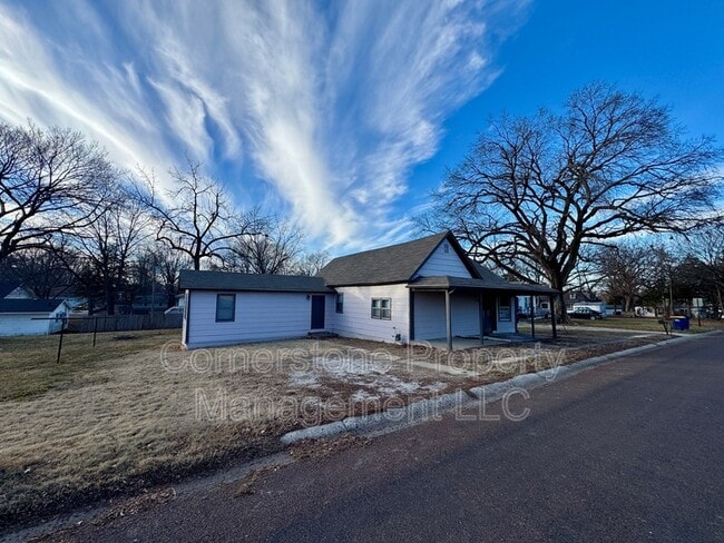 property at 1307 Elm St