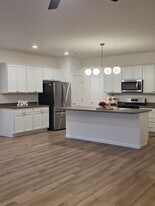 5933 Hawkweed Dr in Naperville, IL - Building Photo