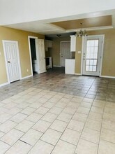 2501 N I St, Unit E3 in McAllen, TX - Foto de edificio - Building Photo