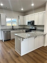 631 Cosmos St in Centerton, AR - Building Photo - Building Photo