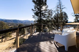 280 Highland Meadows Dr in Florissant, CO - Building Photo - Building Photo