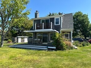 2 Florence St in Westport, MA - Building Photo - Building Photo