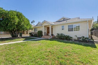 15424 Mayall St in Los Angeles, CA - Building Photo - Building Photo