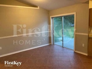 1120 NW 11th Pl in Cape Coral, FL - Foto de edificio - Building Photo