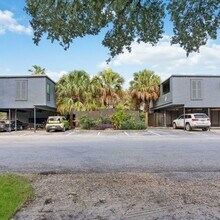 Dream Montrose in Houston, TX - Building Photo - Interior Photo