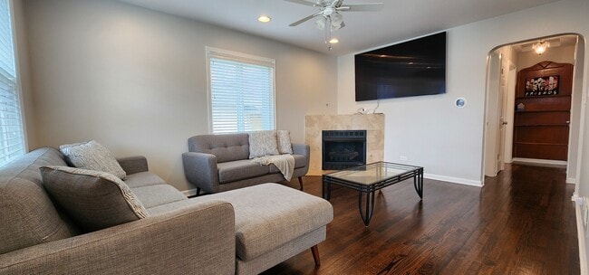 1831 S Cumberland Ave in Park Ridge, IL - Building Photo - Building Photo