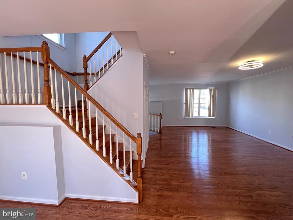 2006 Whistling Duck Dr in Upper Marlboro, MD - Building Photo