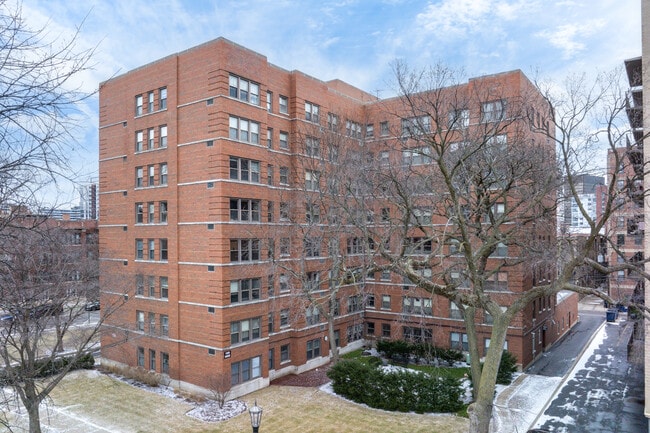 Ridge Davis Cooperative Apartments in Evanston, IL - Building Photo - Building Photo