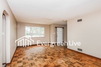 4616 Redwood Dr in Fairfield, OH - Building Photo - Building Photo