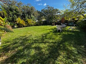 2982 SW 25th St, Unit #2 in Miami, FL - Building Photo