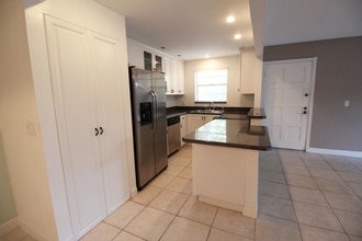 1124 NW 13th St-Unit -104a in Boca Raton, FL - Building Photo - Building Photo