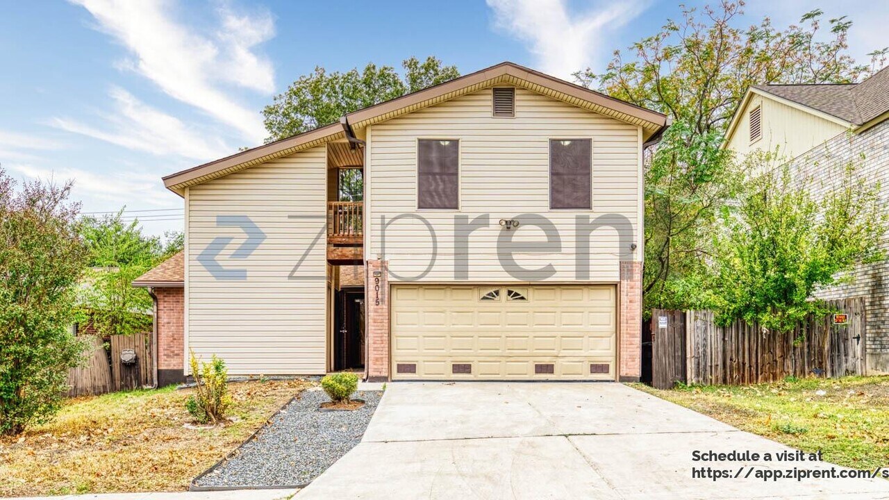 9015 Jean Verte in San Antonio, TX - Building Photo