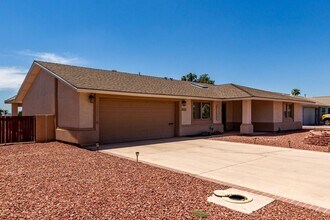 10427 W White Mountain Rd in Sun City, AZ - Building Photo - Building Photo
