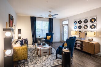 The Lodge Bellevue in Nashville, TN - Foto de edificio - Interior Photo
