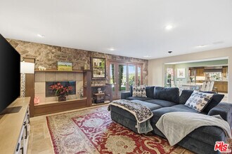 3664 Gleneagles Dr in Los Angeles, CA - Building Photo - Building Photo