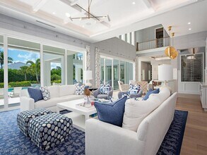 188 West St in Naples, FL - Building Photo - Building Photo