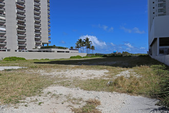 6747 Collins Ave in Miami Beach, FL - Building Photo - Other