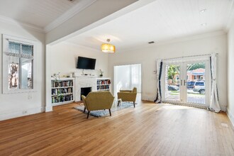 27 NE 49th St in Miami, FL - Building Photo - Building Photo