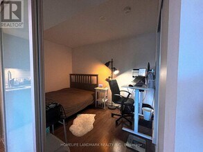 30 Tretti Wy in Toronto, ON - Building Photo - Building Photo