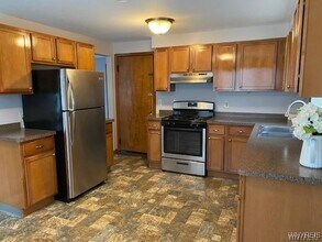 5846 Sheridan Dr in Amherst, NY - Building Photo - Building Photo