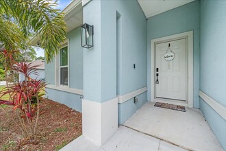 2330 Madrid Ave SE in Palm Bay, FL - Building Photo - Building Photo