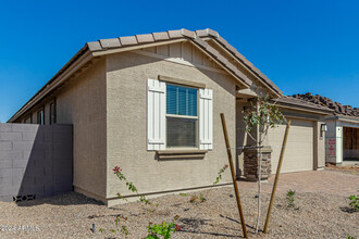 10162 Amelia Ave in Avondale, AZ - Building Photo - Building Photo