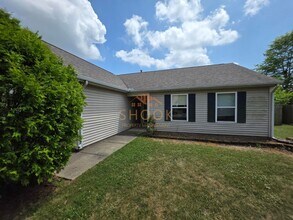 3201 Stratus Ct in West Lafayette, IN - Building Photo - Building Photo