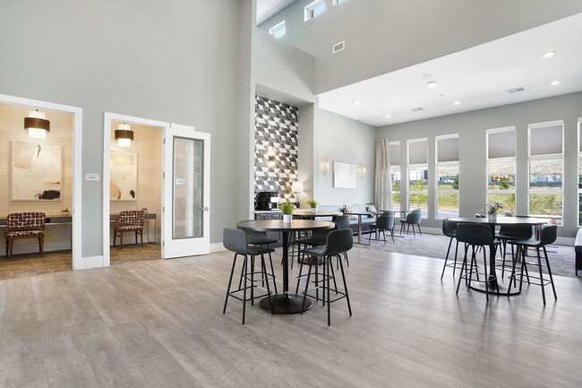 Valley View in Magna, UT - Foto de edificio - Building Photo