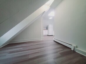 76 Lindale St, Unit 3 in Stamford, CT - Building Photo - Building Photo