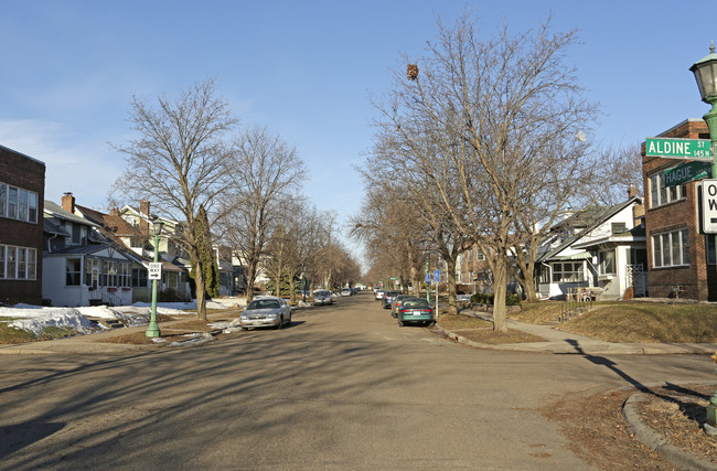 1702 Hague Ave in St. Paul, MN - Building Photo - Building Photo