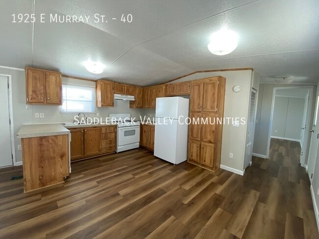 property at 1925 E Murray St