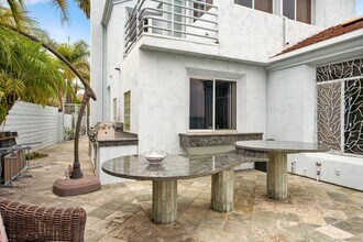 17 Spinnaker Way in Coronado, CA - Building Photo - Building Photo