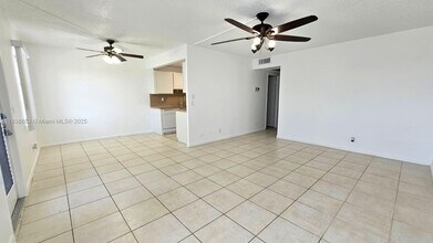 4034 Exeter in Boca Raton, FL - Building Photo - Building Photo