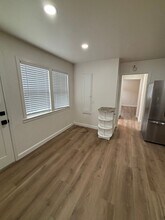 18-20 Anne St in Salinas, CA - Foto de edificio - Building Photo
